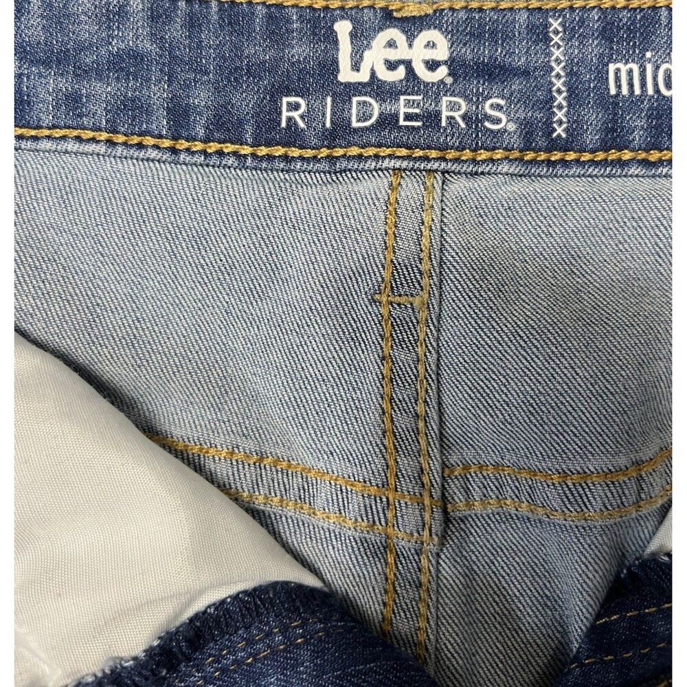 Lee Riders Capri Jeans Plus Size 22M BlueDenim Midrise Stretch Cropped Casual - Picture 4 of 7